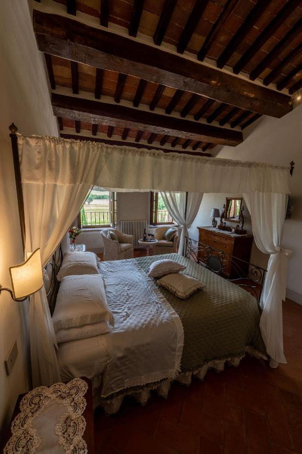Agriturismo Castello La Grancia Di Spedaletto Пиенца Экстерьер фото